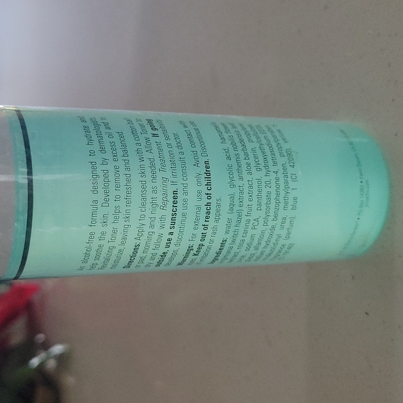 Proactiv Solution Revitalizing toner - Picture 2 of 3
